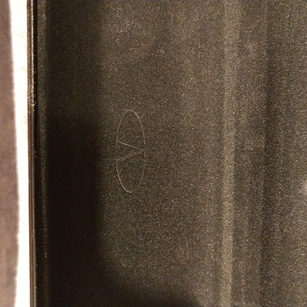 Valentino Eyeglass Cases - Picture 3 of 5
